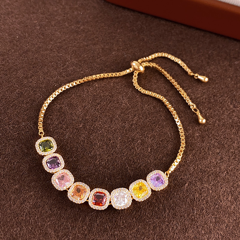 Gold Sugar Cube Zircon Bracelet detail image 13