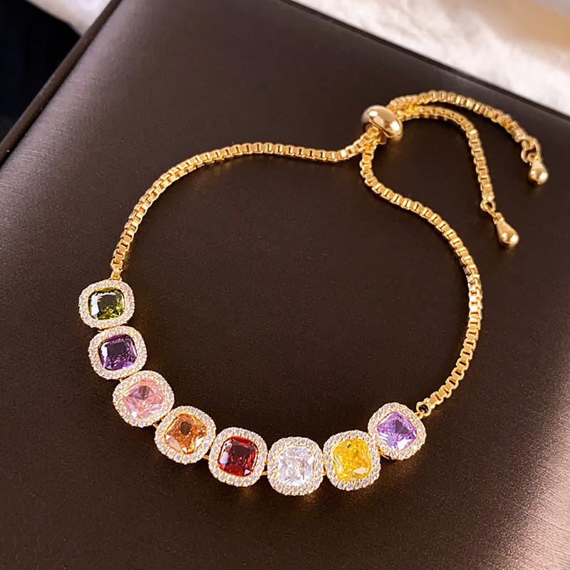 Gold Sugar Cube Zircon Bracelet detail image 17