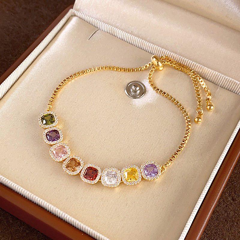 Gold Sugar Cube Zircon Bracelet detail image 21